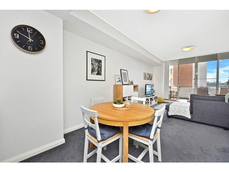 542/2 The Crescent, Wentworth Point NSW 2127