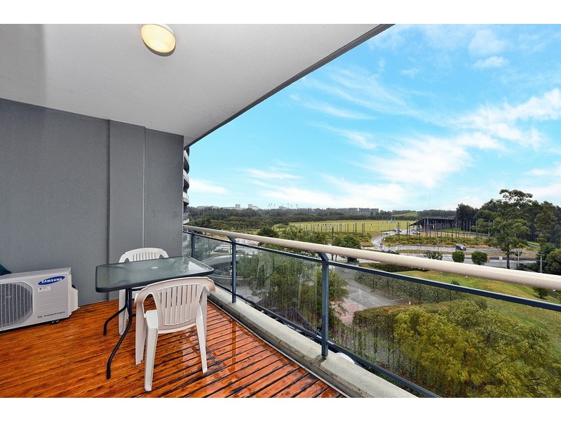 63/27 Bennelong Parkway, Wentworth Point NSW 2127