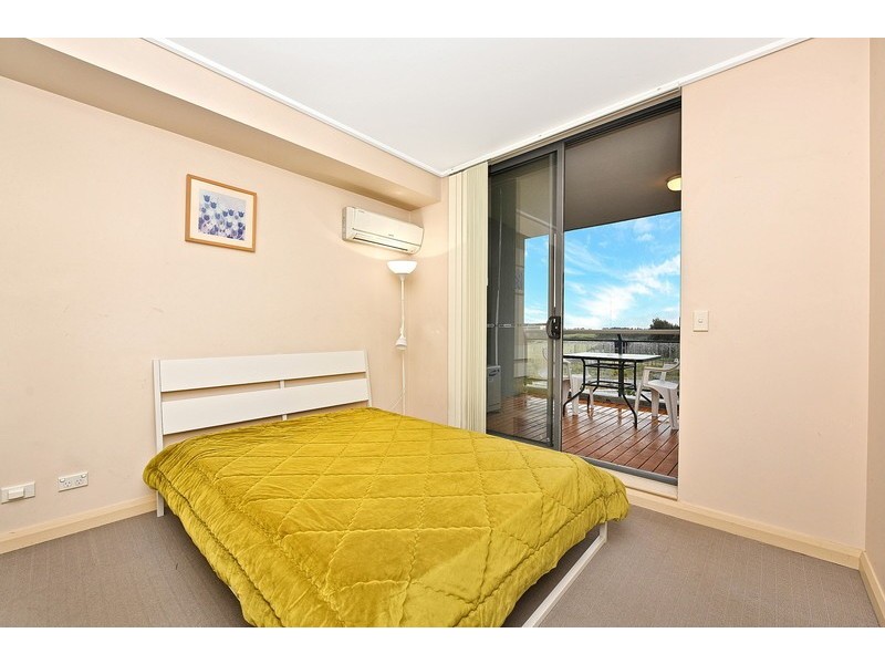 63/27 Bennelong Parkway, Wentworth Point NSW 2127