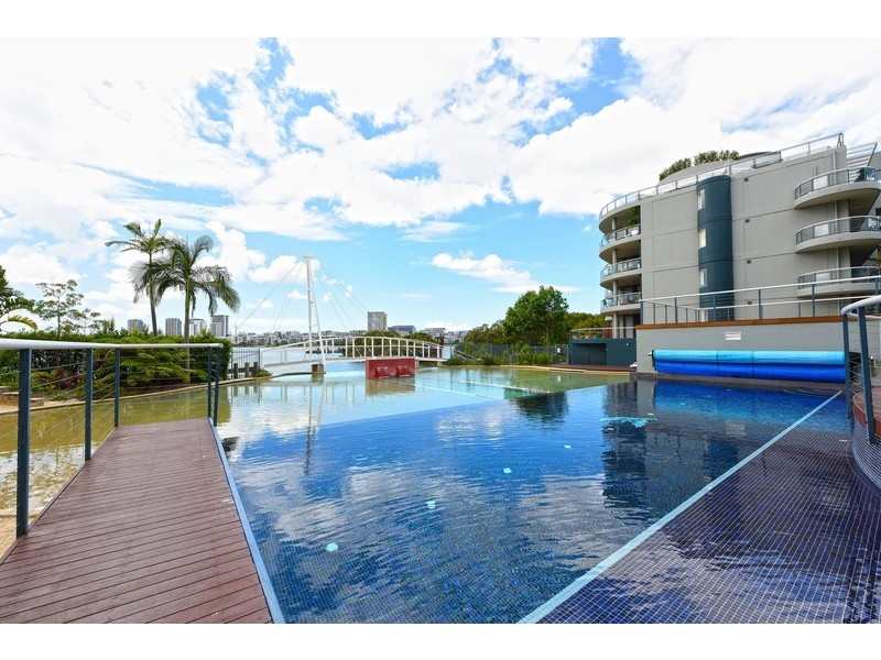 63/27 Bennelong Parkway, Wentworth Point NSW 2127