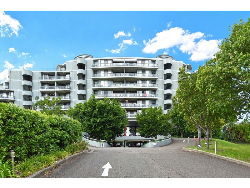 63/27 Bennelong Parkway, Wentworth Point NSW 2127
