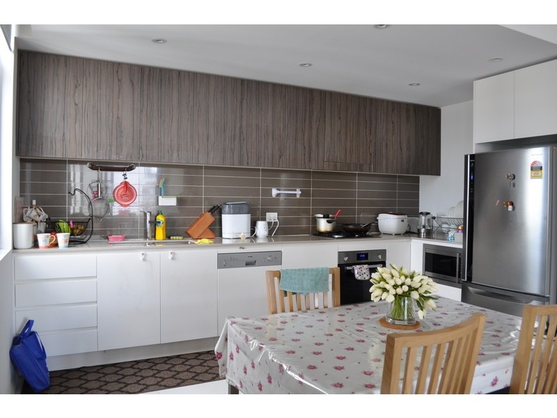 711/27 Hill Road, Wentworth Point NSW 2127