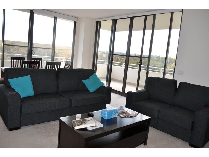 512/27 Hill Road – Corsica, Wentworth Point NSW 2127