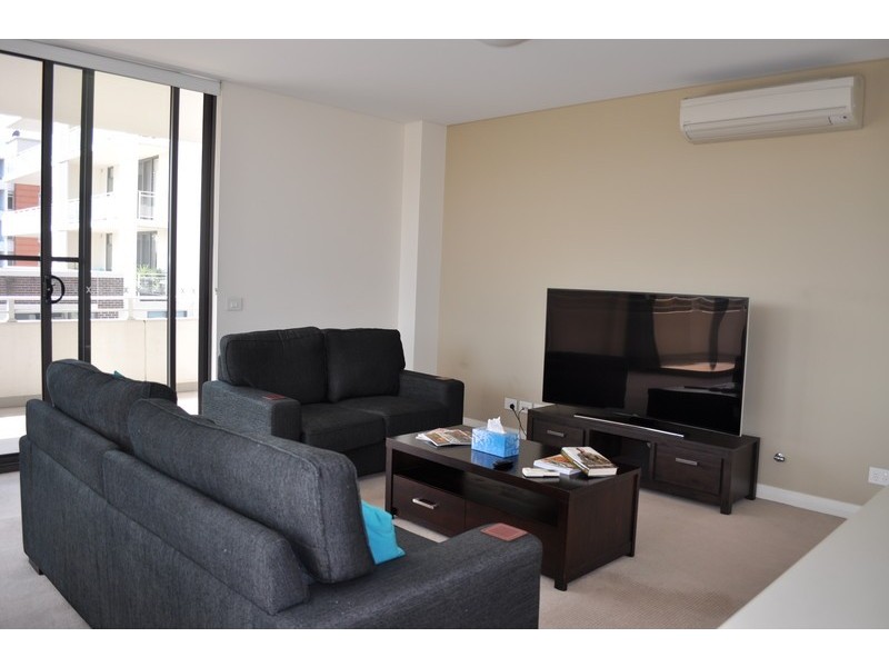 512/27 Hill Road – Corsica, Wentworth Point NSW 2127