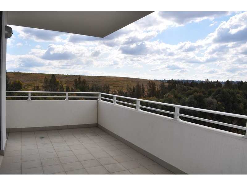 512/27 Hill Road – Corsica, Wentworth Point NSW 2127