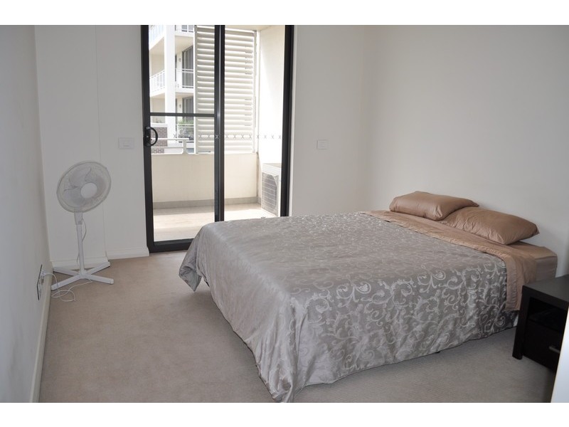 512/27 Hill Road – Corsica, Wentworth Point NSW 2127