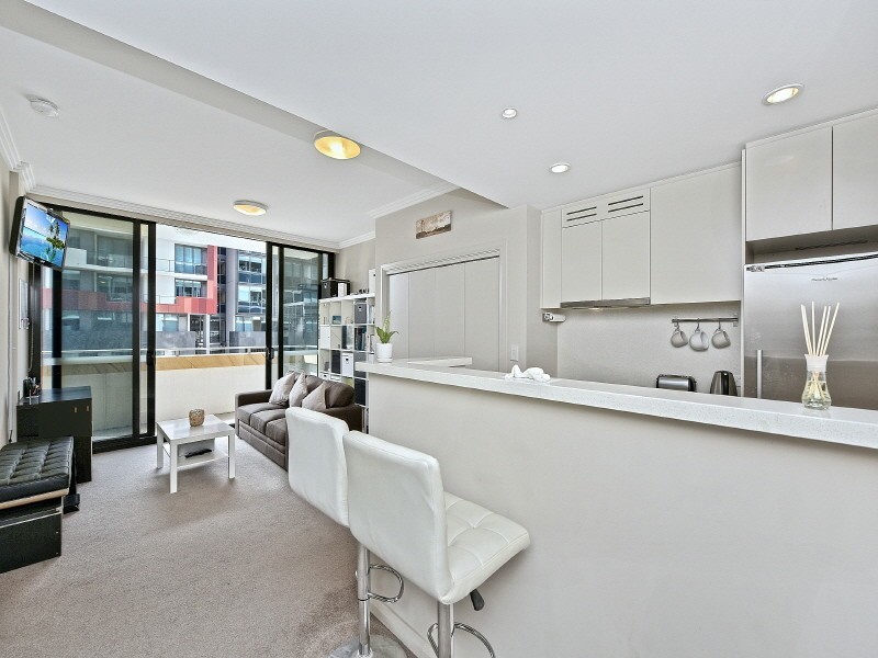 304/2 Footbridge Boulevarde, Wentworth Point NSW 2127