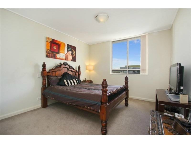 803/19 Hill Road – Sorrento, Wentworth Point NSW 2127
