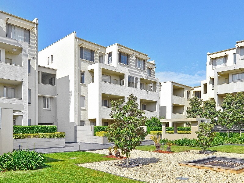 211/4 Stromboli Strait, Wentworth Point NSW 2127