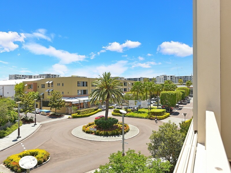 309/2 The Piazza, Wentworth Point NSW 2127