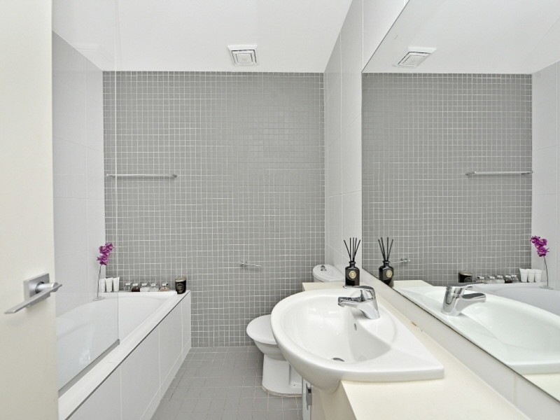 211/4 Stromboli Strait, Wentworth Point NSW 2127