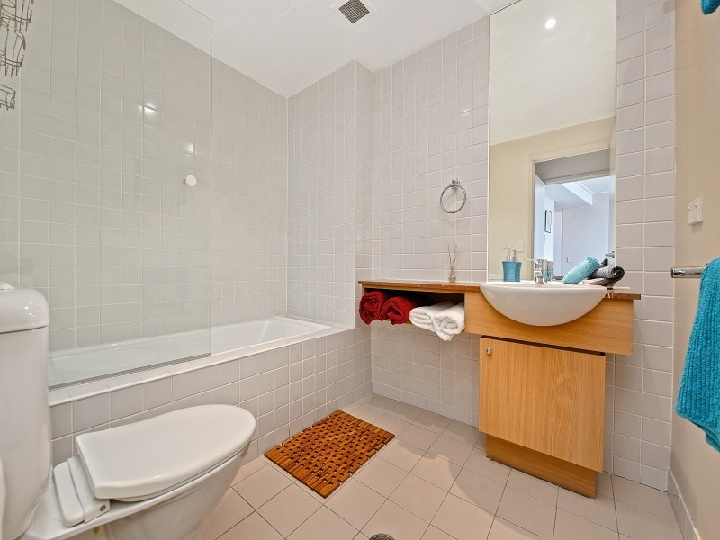 113/27 Bennelong Parkway, Wentworth Point NSW 2127