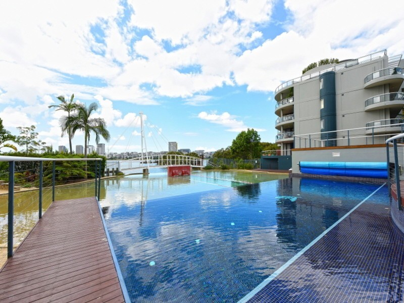 113/27 Bennelong Parkway, Wentworth Point NSW 2127