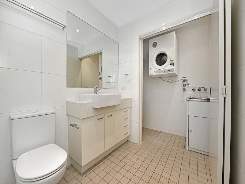 131/23 Savona Drive, Wentworth Point NSW 2127