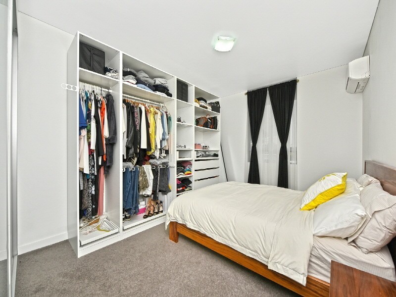 305/5 Corfu – Stromboli Strait, Wentworth Point NSW 2127