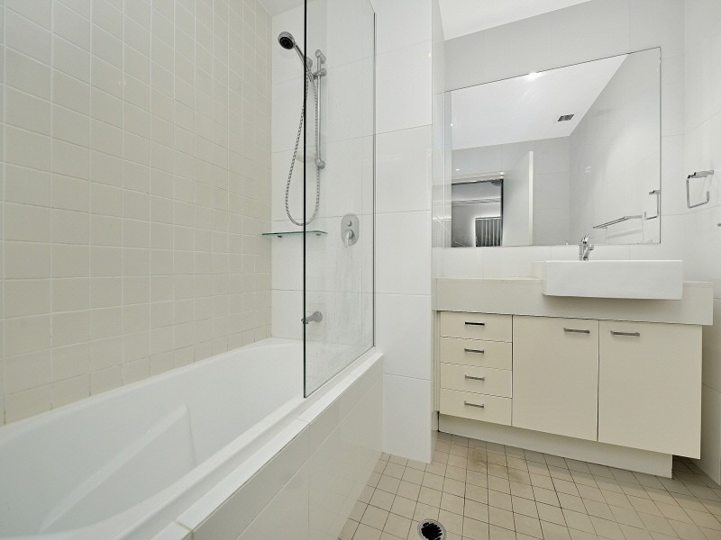 441/7 Baywater Drive, Wentworth Point NSW 2127