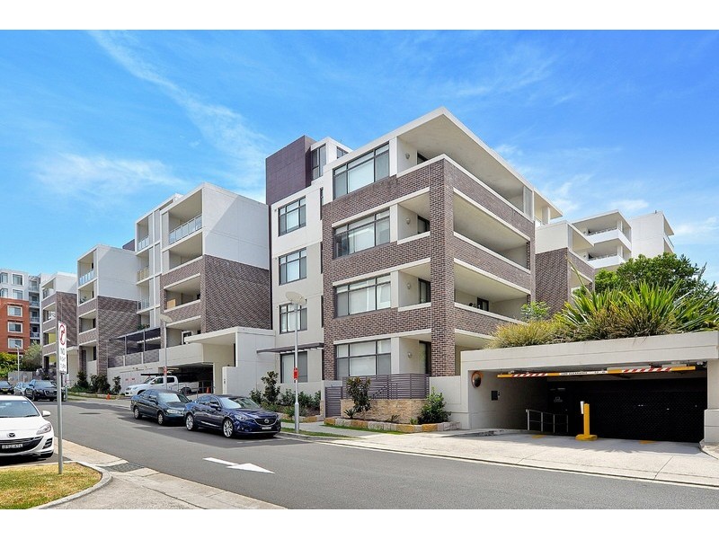 225/45 Amalfi Drive, Wentworth Point NSW 2127