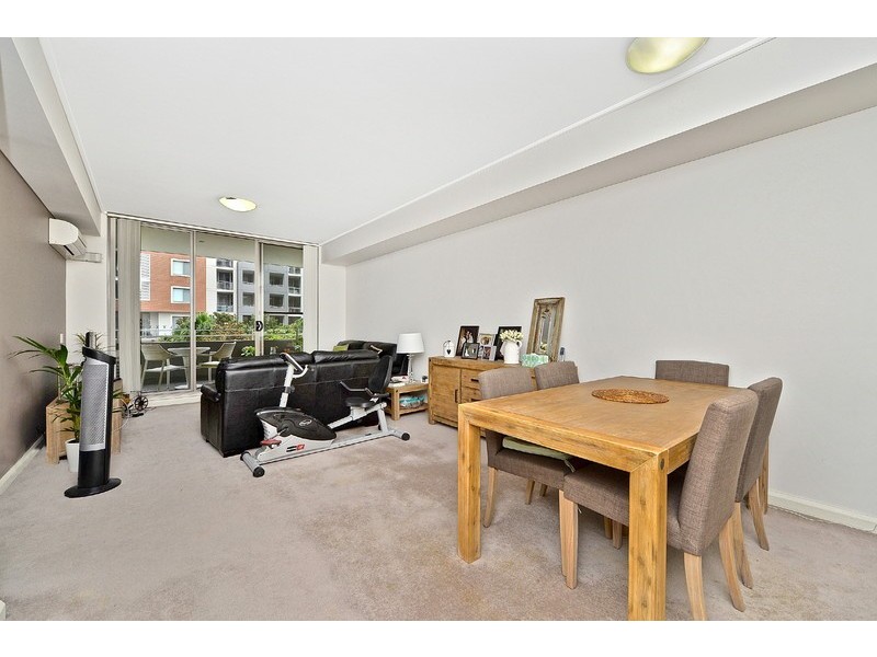 202/19 Hill Road, Wentworth Point NSW 2127