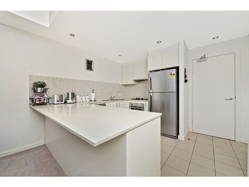 202/19 Hill Road, Wentworth Point NSW 2127