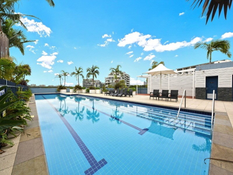 682/4 The Crescent, Wentworth Point NSW 2127