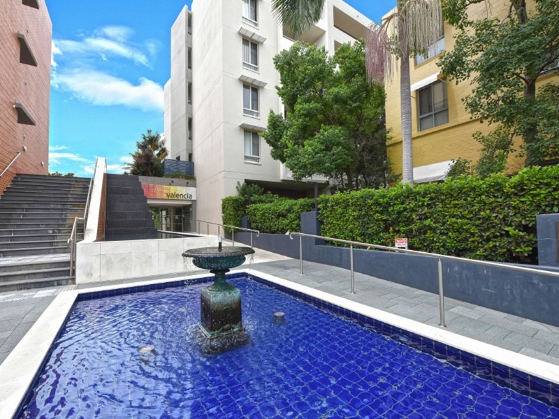 682/4 The Crescent, Wentworth Point NSW 2127