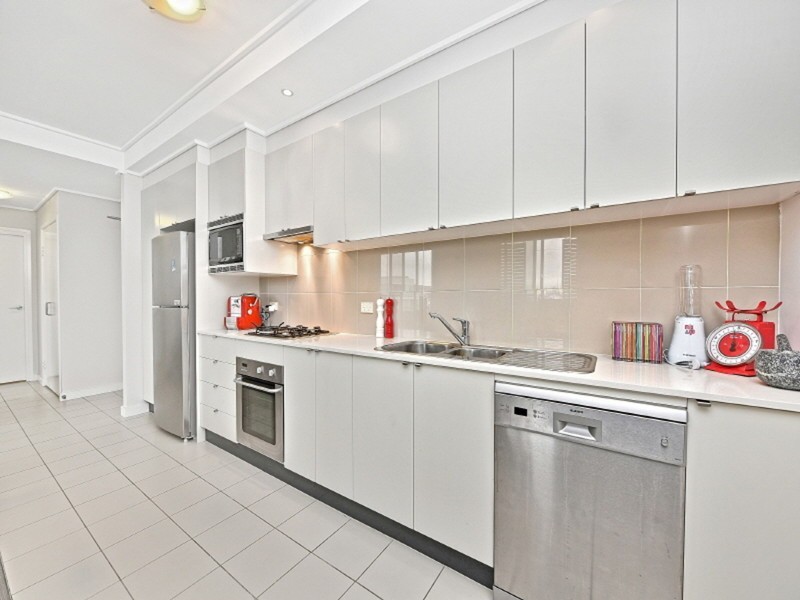 421/25 Bennelong Parkway, Wentworth Point NSW 2127