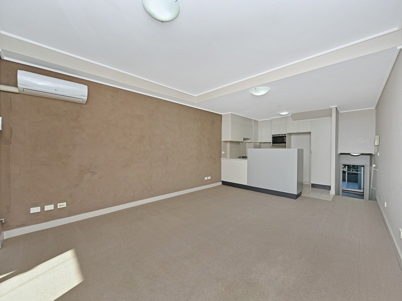 123/25 Bennelong Parkway, Wentworth Point NSW 2127