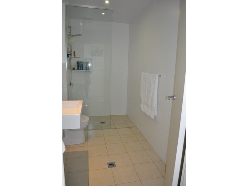 802/25 Hill Road, Wentworth Point NSW 2127