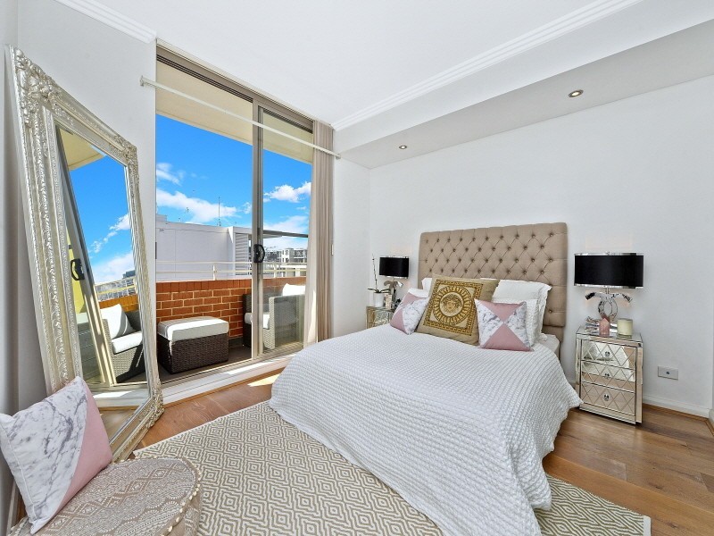 714/21 Hill Road, Wentworth Point NSW 2127