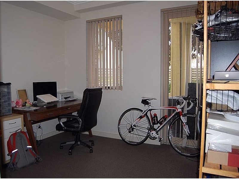 102/4 Stromboli Strait, Wentworth Point NSW 2127