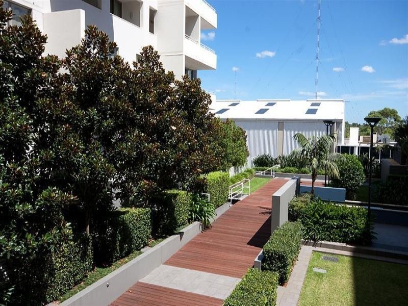 301/19 Hill Road, Wentworth Point NSW 2127