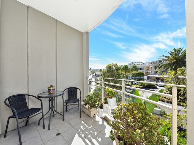 211/1 The Piazza, Wentworth Point NSW 2127