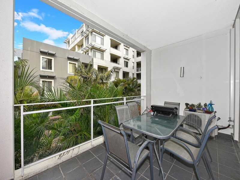 322/23 Hill Road, Wentworth Point NSW 2127