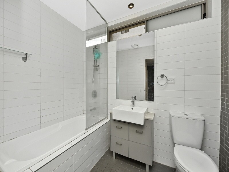 322/23 Hill Road, Wentworth Point NSW 2127