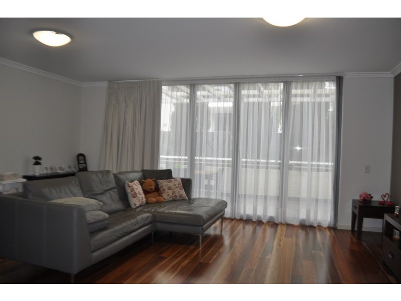 111/3 Stromboli Strait, Wentworth Point NSW 2127