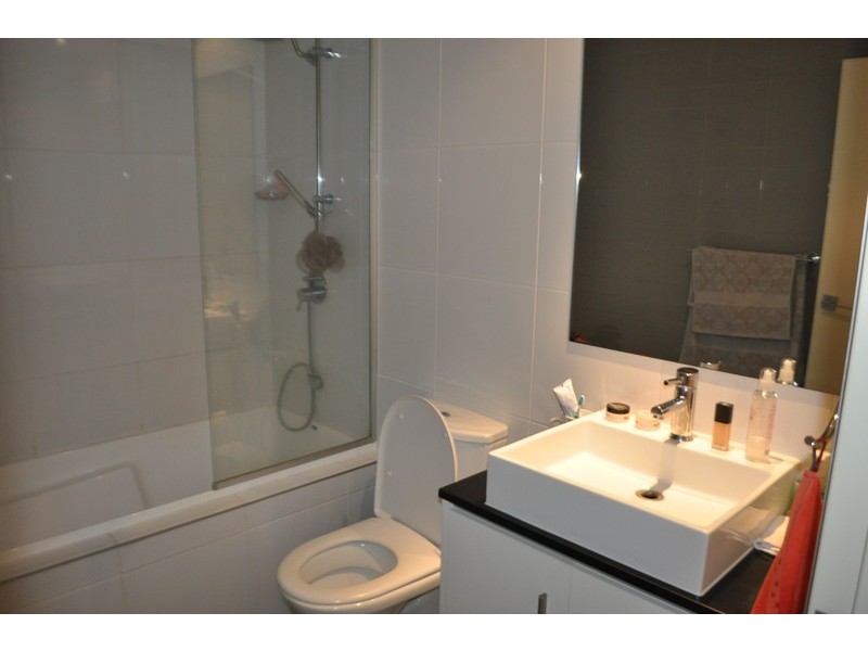 111/3 Stromboli Strait, Wentworth Point NSW 2127