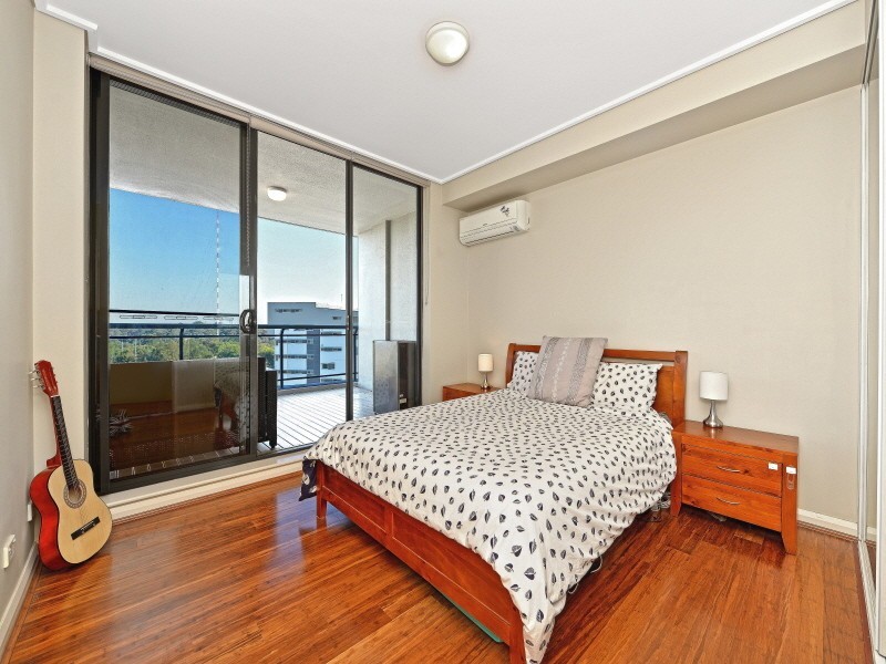 96/27 Bennelong Parkway, Wentworth Point NSW 2127