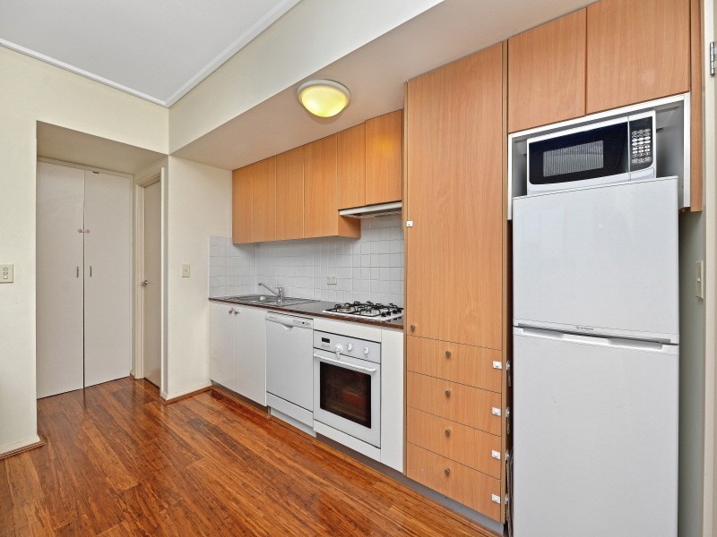 96/27 Bennelong Parkway, Wentworth Point NSW 2127