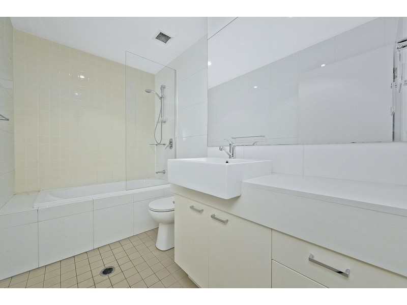 709/6 Nuvolari Place, Wentworth Point NSW 2127