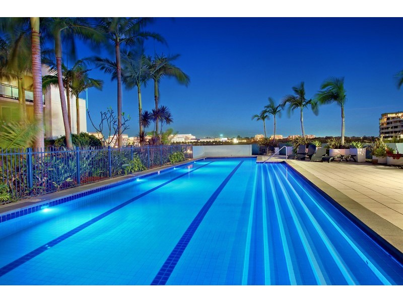 472/4 The Crescent – Valencia, Wentworth Point NSW 2127