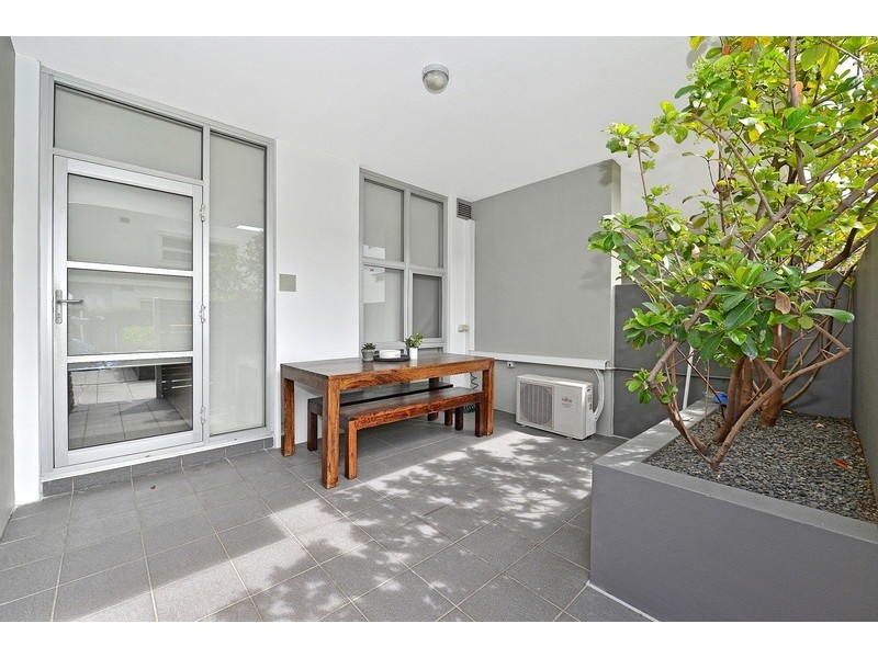 122/25 Bennelong Parkway, Wentworth Point NSW 2127