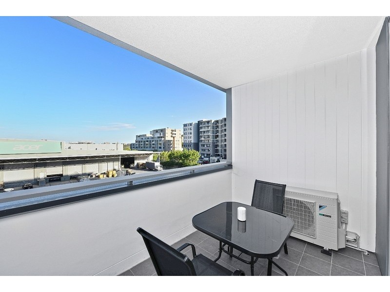 D305/17 Monza Boulevard, Wentworth Point NSW 2127