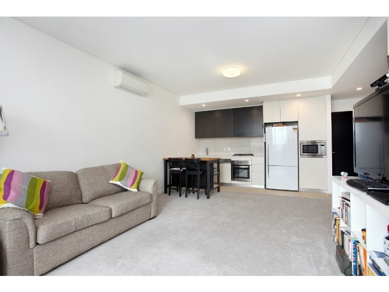 C410/12 Nuvolari Place, Wentworth Point NSW 2127