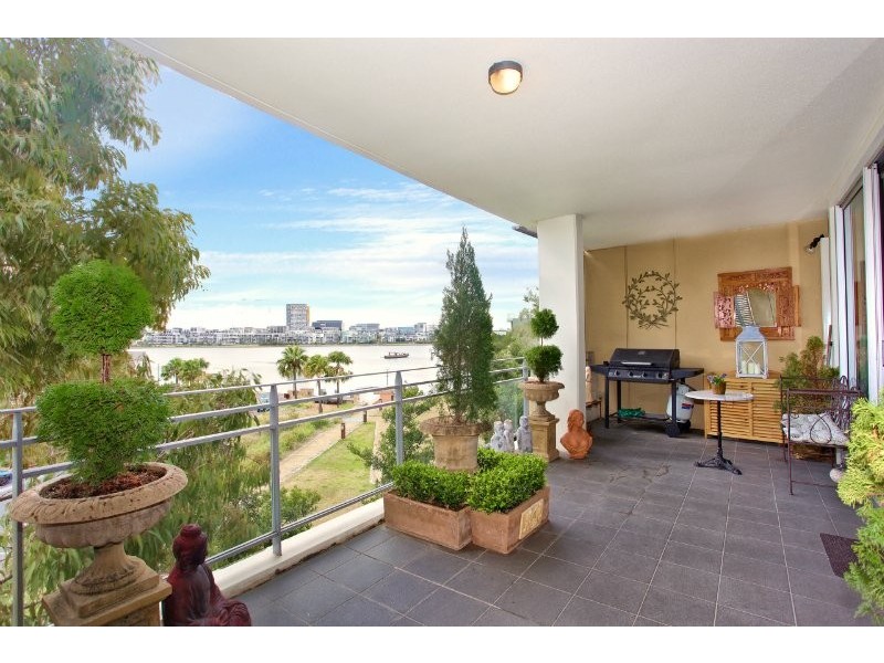Address by request from Agent, Wentworth Point NSW 2127
