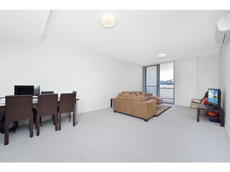 C313/14 Nuvolari Place, Wentworth Point NSW 2127