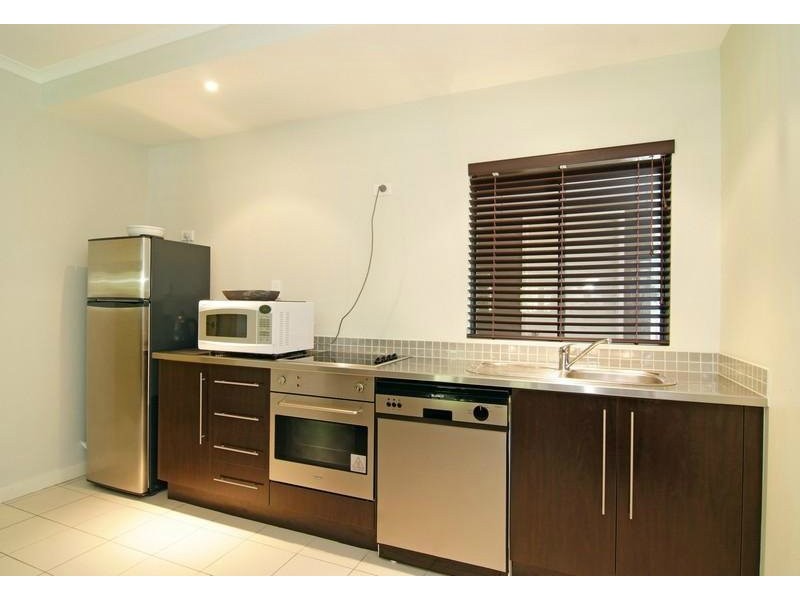 Palm Cove QLD 4879