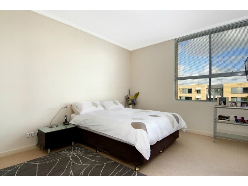 Wentworth Point NSW 2127