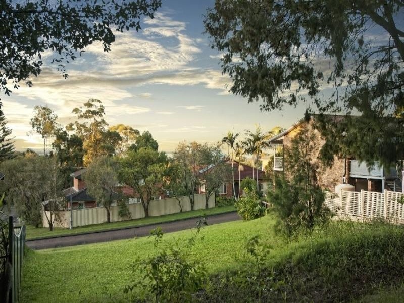 8 Keveer Close, Berkeley Vale NSW 2261