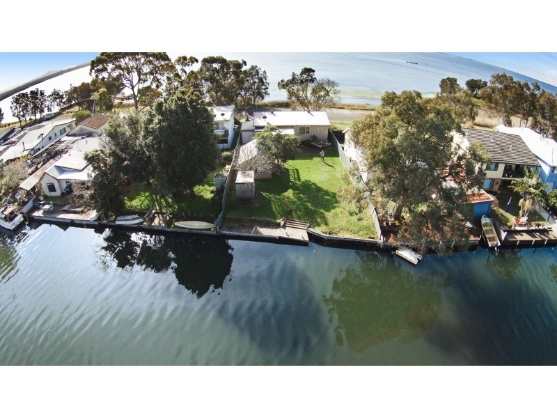 212 Geoffrey Road, Chittaway Point NSW 2261