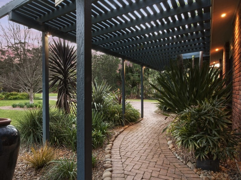 9 Liza Close, Fountaindale NSW 2258